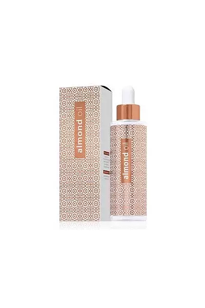 Almond oil photo